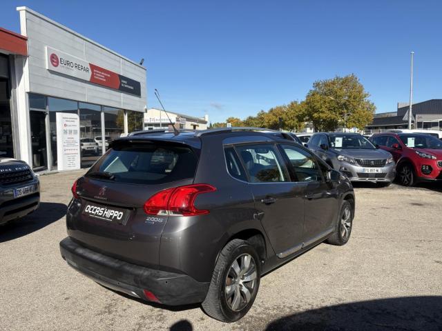 Peugeot 2008 image 2