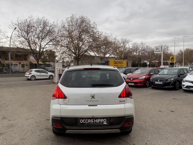 Peugeot 3008 image 3