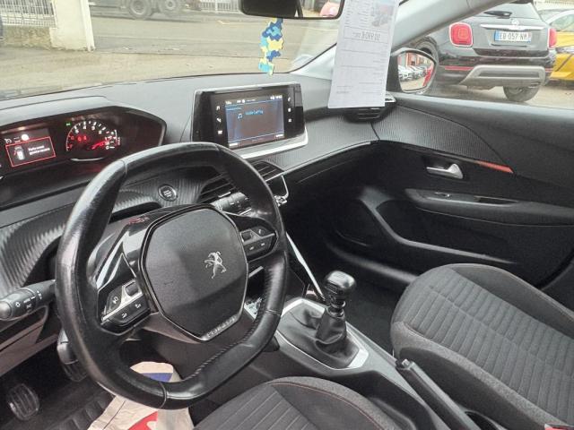 Peugeot 208 image 7