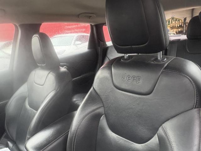 Jeep Cherokee image 4