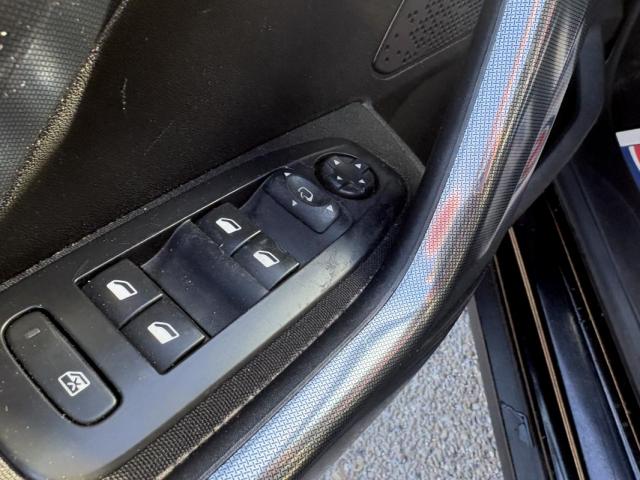 Peugeot 2008 image 4