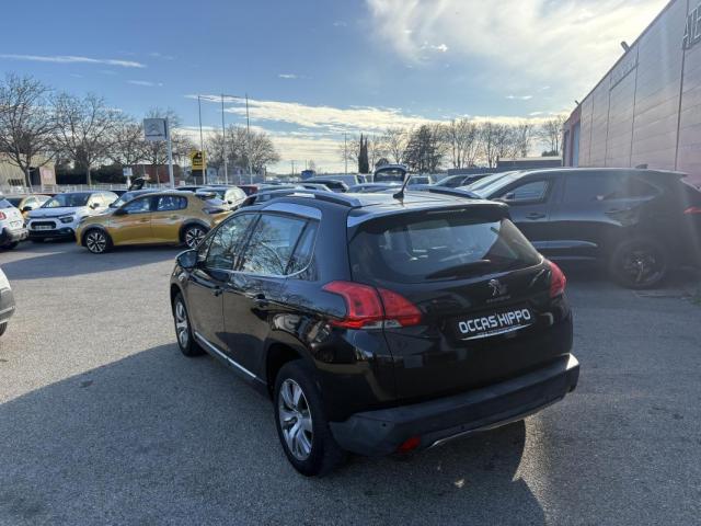 Peugeot 2008 image 3
