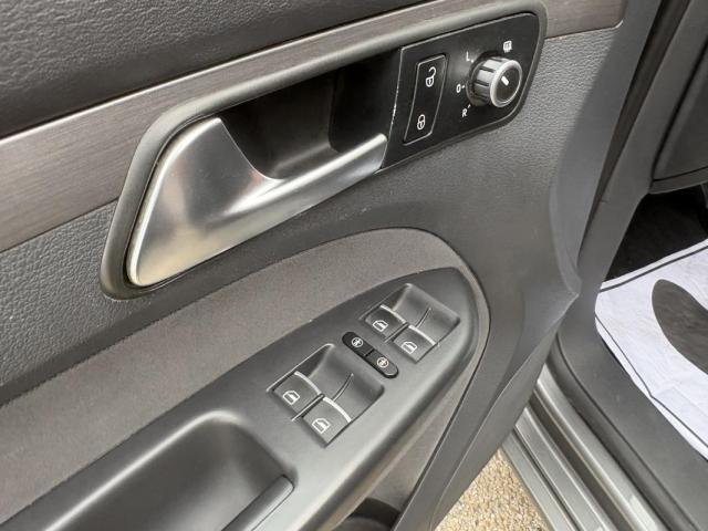 Volkswagen Touran image 5