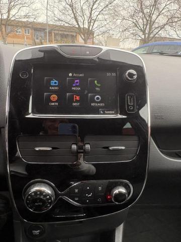 Renault Clio Estate image 6