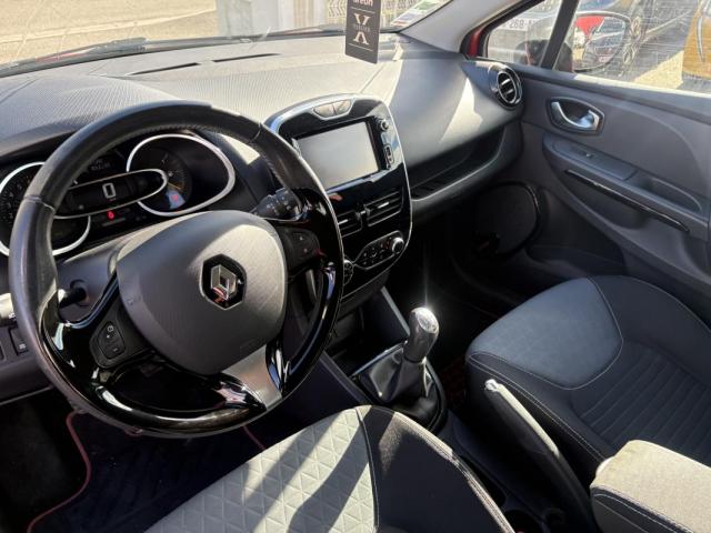 Renault Clio Estate image 5