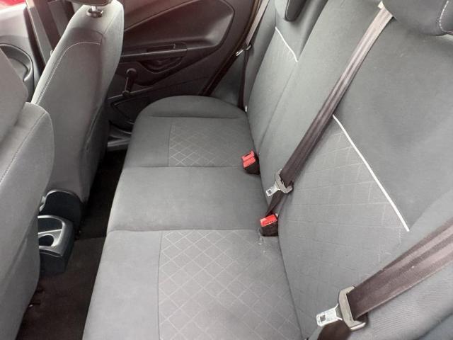 Ford Fiesta image 2