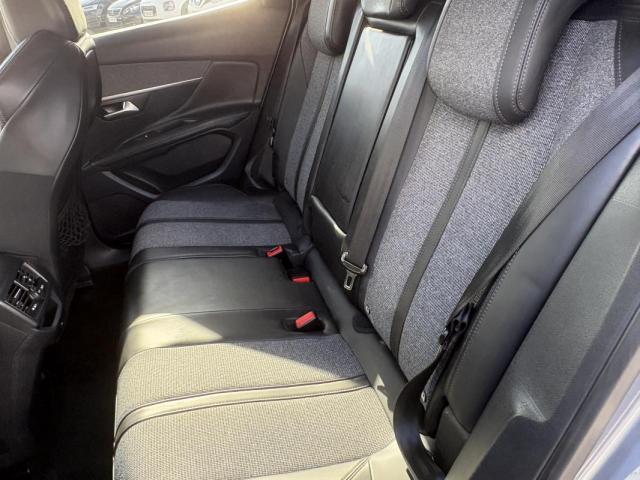 Peugeot 3008 image 4