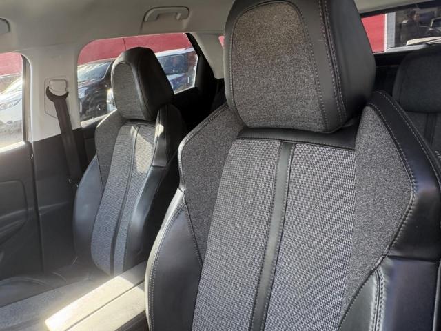 Peugeot 3008 image 6