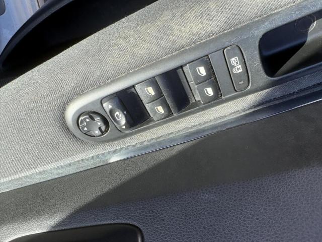 Peugeot 3008 image 6