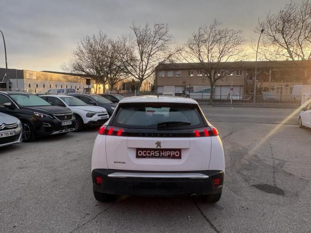 Peugeot 2008 image 4