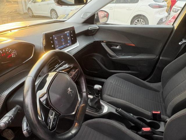 Peugeot 2008 image 5