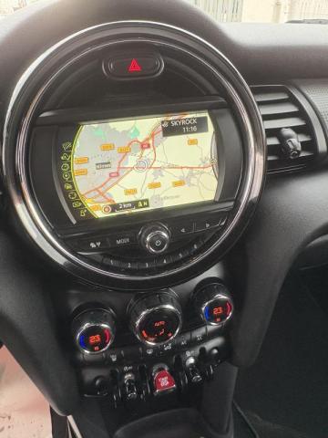 Mini Cooper D image 1