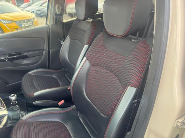 Renault Captur image 2