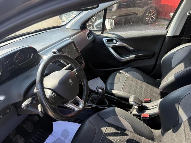 Peugeot 2008 image 4