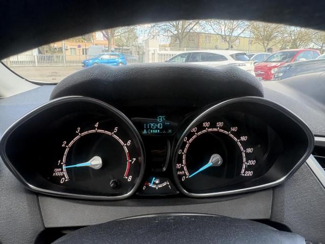 Ford Fiesta image 2