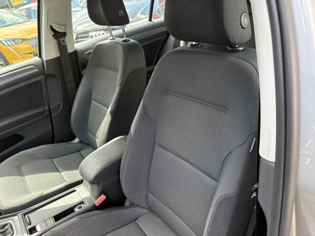 Volkswagen Golf image 3