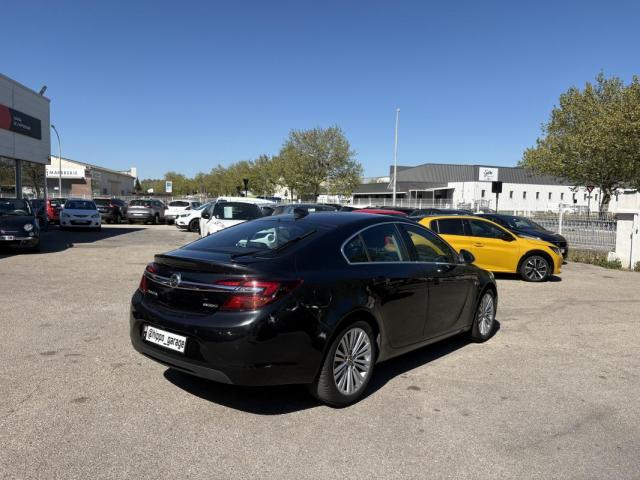 Opel Insignia image 2