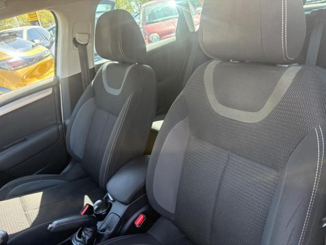 Citroen C4 image 3