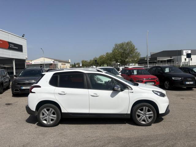 Peugeot 2008 image 5
