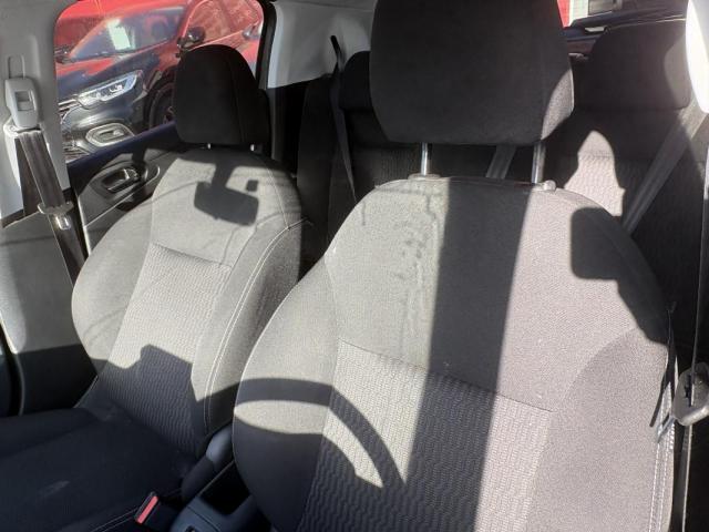 Peugeot 208 image 4
