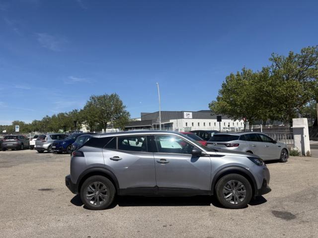 Peugeot 2008 image 6