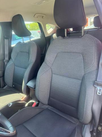 Renault Captur image 8