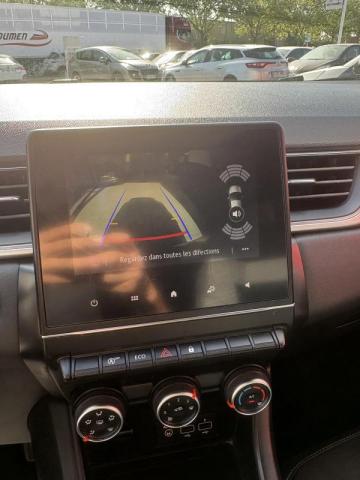 Renault Captur image 2