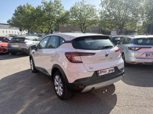 Renault Captur image 1