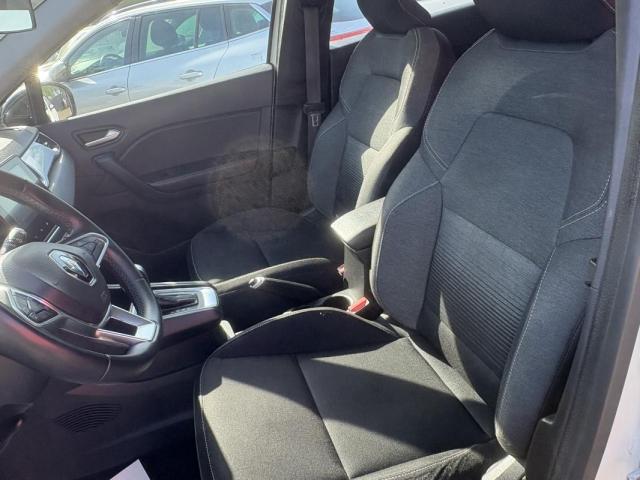 Renault Captur image 3