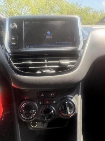 Peugeot 208 image 5