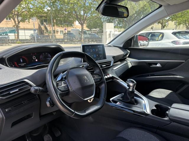 Peugeot 5008 image 5