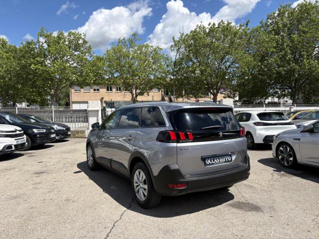Peugeot 5008 image 7