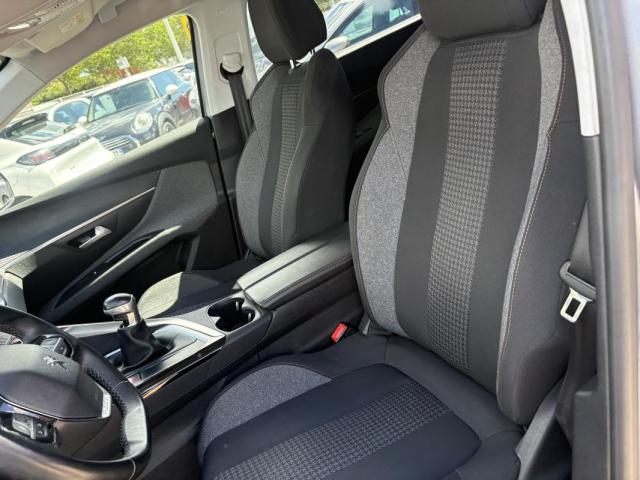 Peugeot 5008 image 8