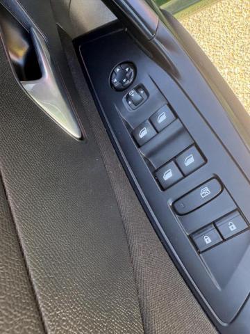 Peugeot 308 image 8