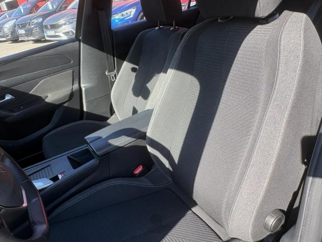 Peugeot 308 image 6