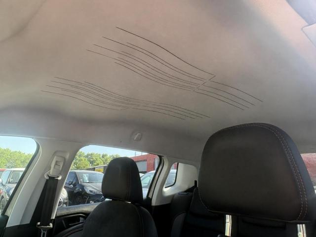 Peugeot 2008 image 8