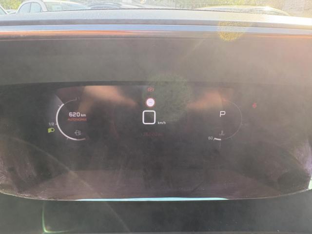 Peugeot 2008 image 3