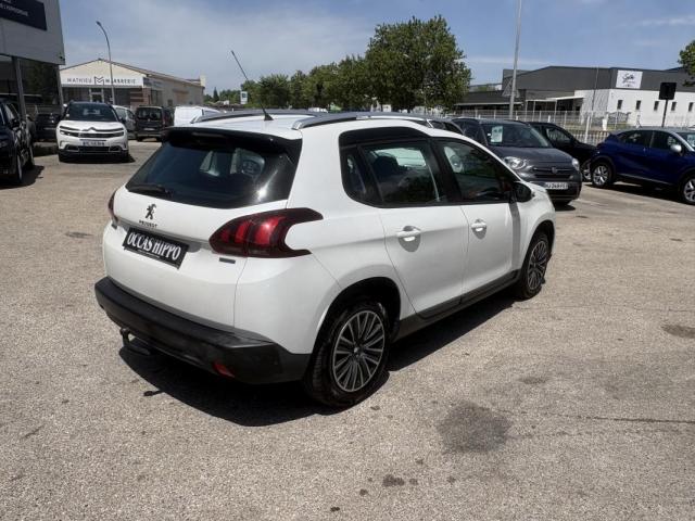 Peugeot 2008 image 4