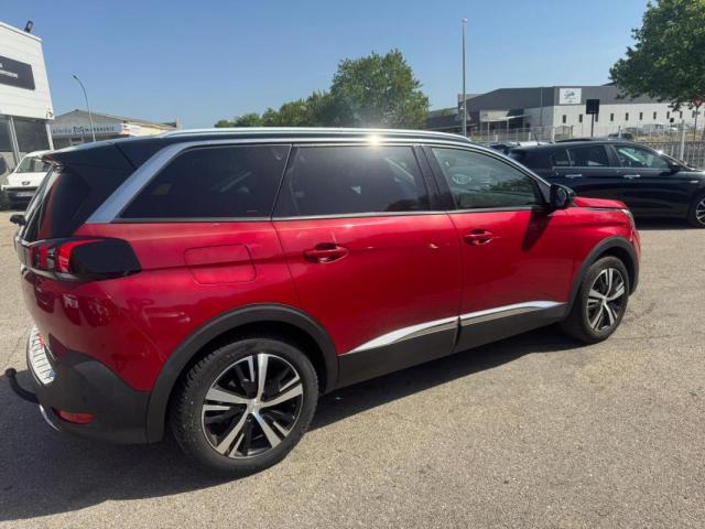Peugeot 5008 image 9