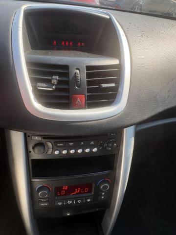 Peugeot 207 image 2