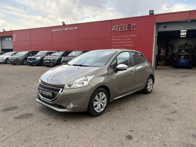 Peugeot 208 image 6
