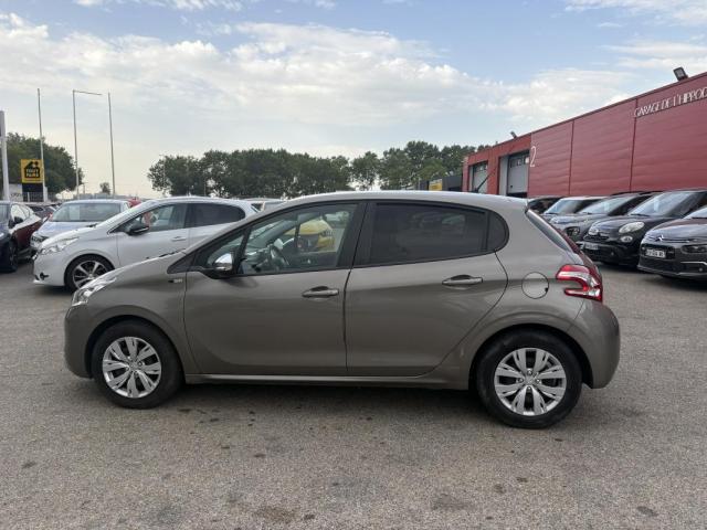 Peugeot 208 image 4