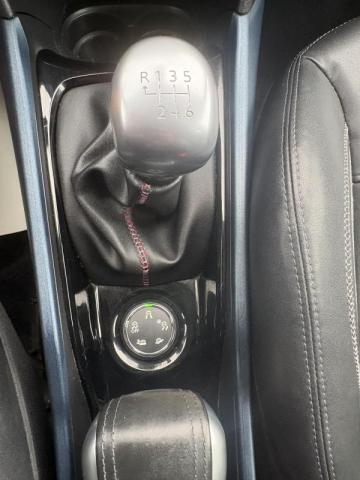 Peugeot 2008 image 3