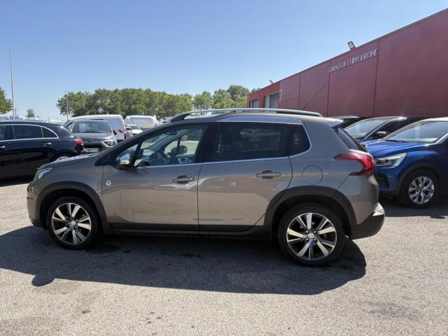 Peugeot 2008 image 6