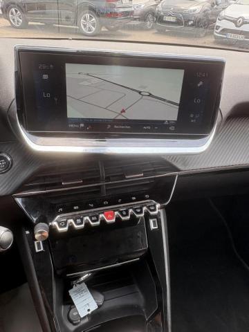 Peugeot 208 image 2