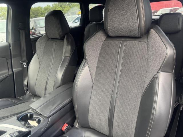 Peugeot 5008 image 1
