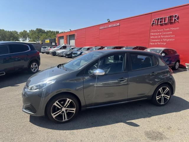Peugeot 208 image 4