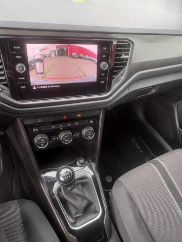 Volkswagen T-Roc image 2