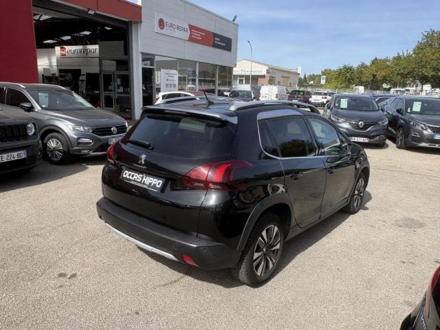 Peugeot 2008 image 3