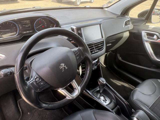 Peugeot 2008 image 1